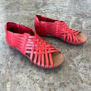 Chocolat Blu Womens Size 7 Red Leather Viva Woven Strappy Flat Sandals Huarache
